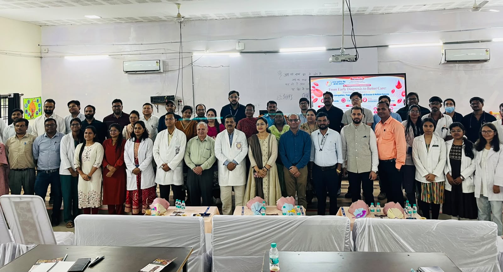 विभिन्न बीमारियों के सम्बन्ध में चिकित्सा महाविद्यालय में जिला स्तरीय संगोष्ठी का हुआ आयोजन
